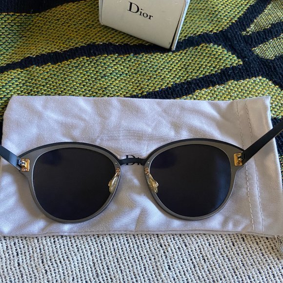 DIOR SUNGLASSES - Picture 5 of 9